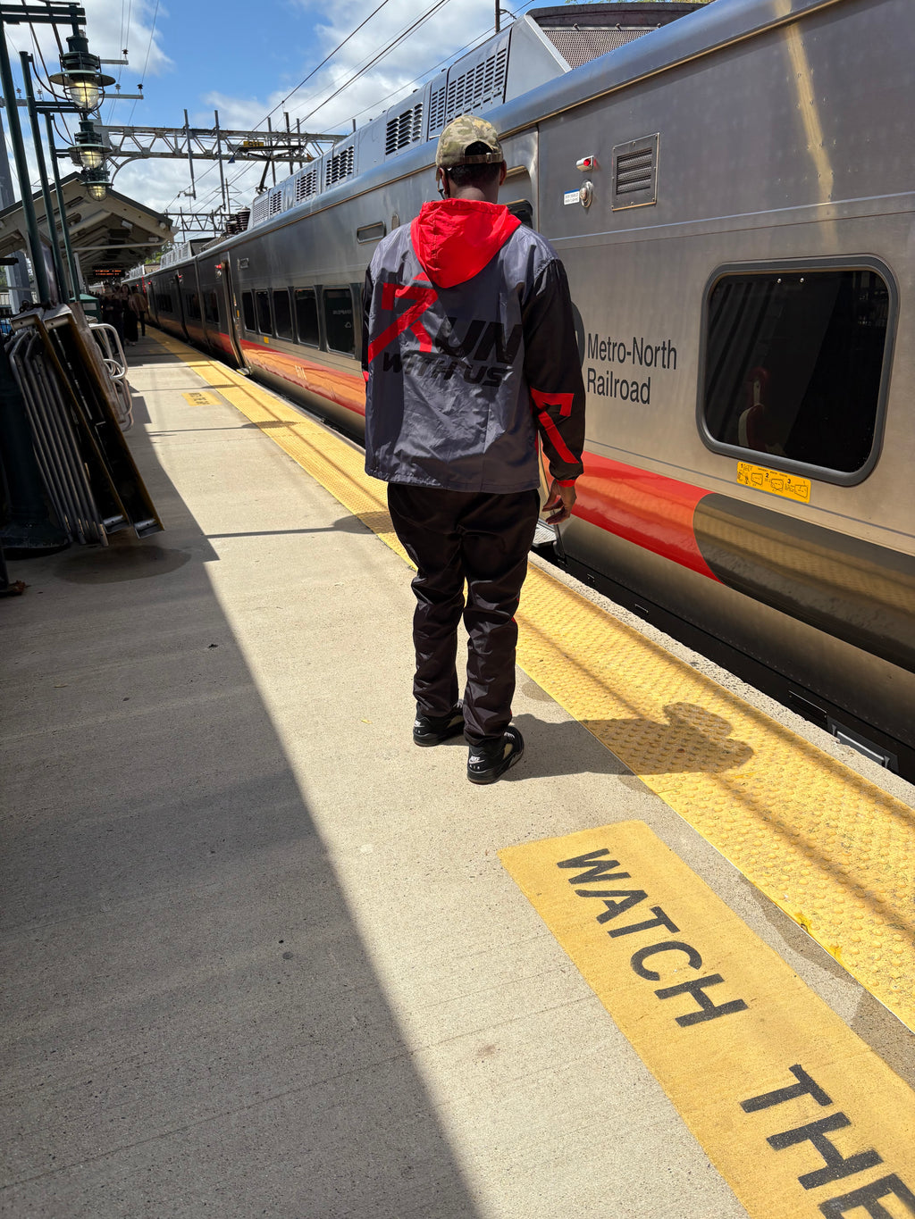 RUN WITH US-WINDBREAKER SET